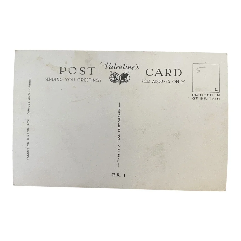 Queen Elizabeth II Karsh Photograph Postcard Valentine's ER 1 Vintage Royal